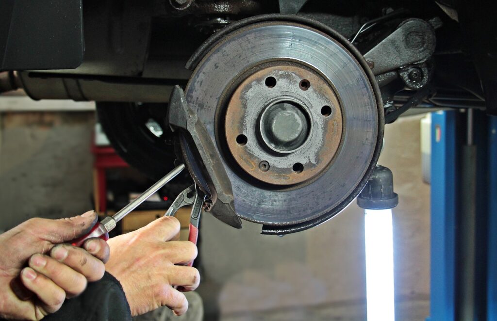 Why Regular Brake Service Abu Dhabi Inspections are Important