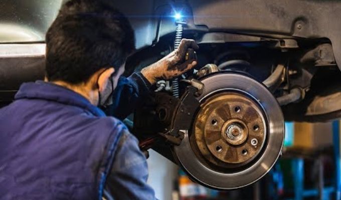 Top Signs That Your Car Nееds Brakе Skim Sеrvicе