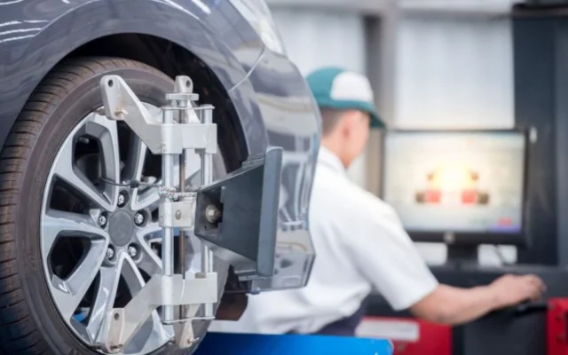 How Car Tyre Balancing Can Help Your Car Tyres Runs Smoothly?