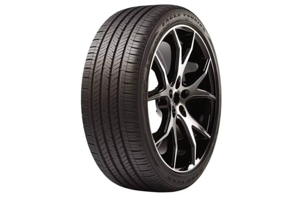 What Should You Look for in a Car Tyre Shop?