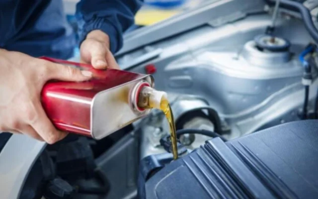 How Does Oil Change Affect Your Car’s Fuel Efficiency?