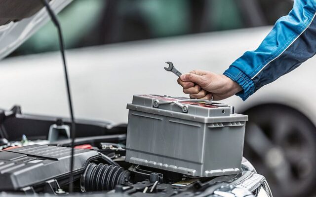 Why Car Battery Replacement Should Be Done by Experts in Abu Dhabi